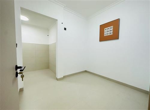 洛王 盛璽河山 全新精裝三房 56.6w