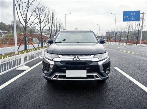 2020年上戶精品三菱歐蘭德已到店